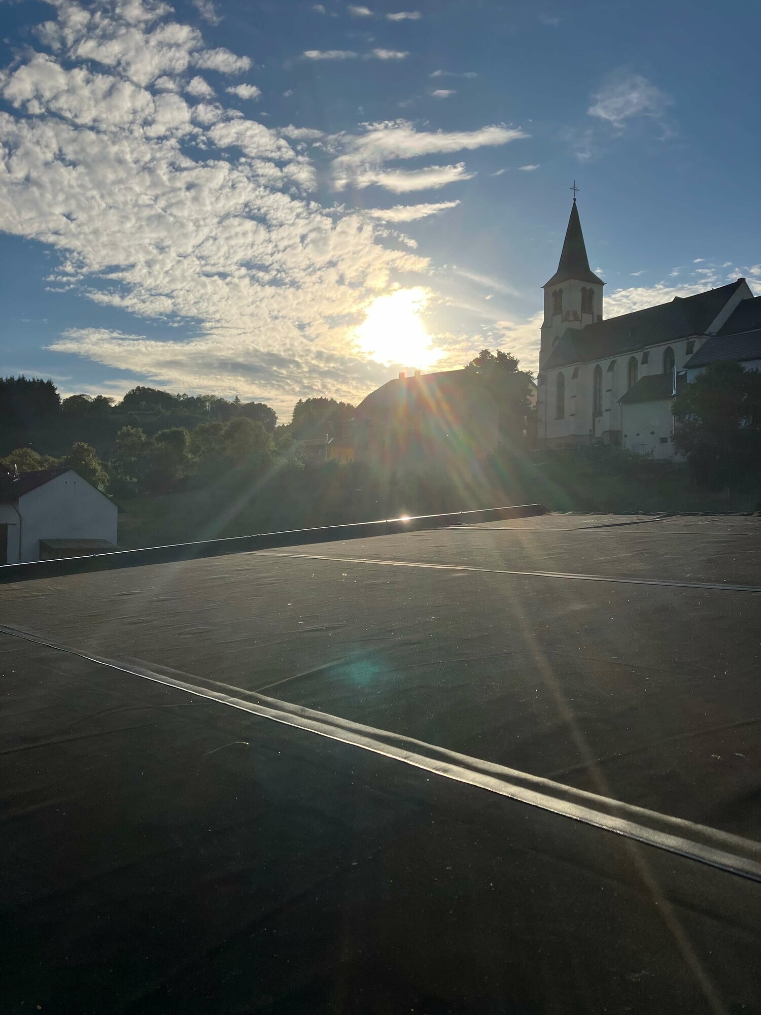 EPDM in de zon op het dak -  EPDMXL - Tytane